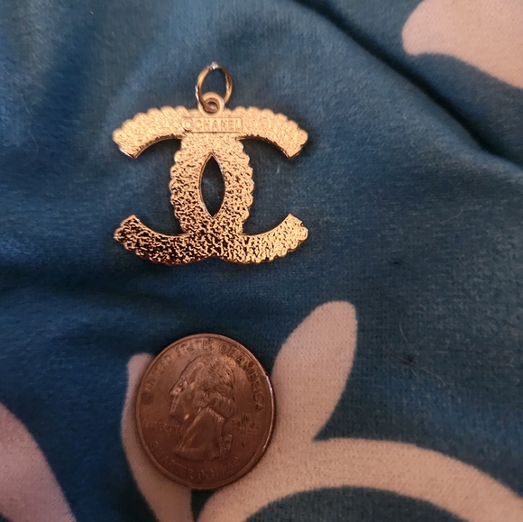 Chanel pendant - Picture 2 of 2